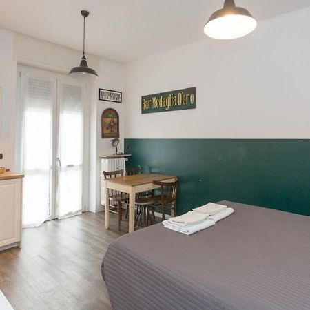 Lust Studio Naviglio Milánó Kültér fotó